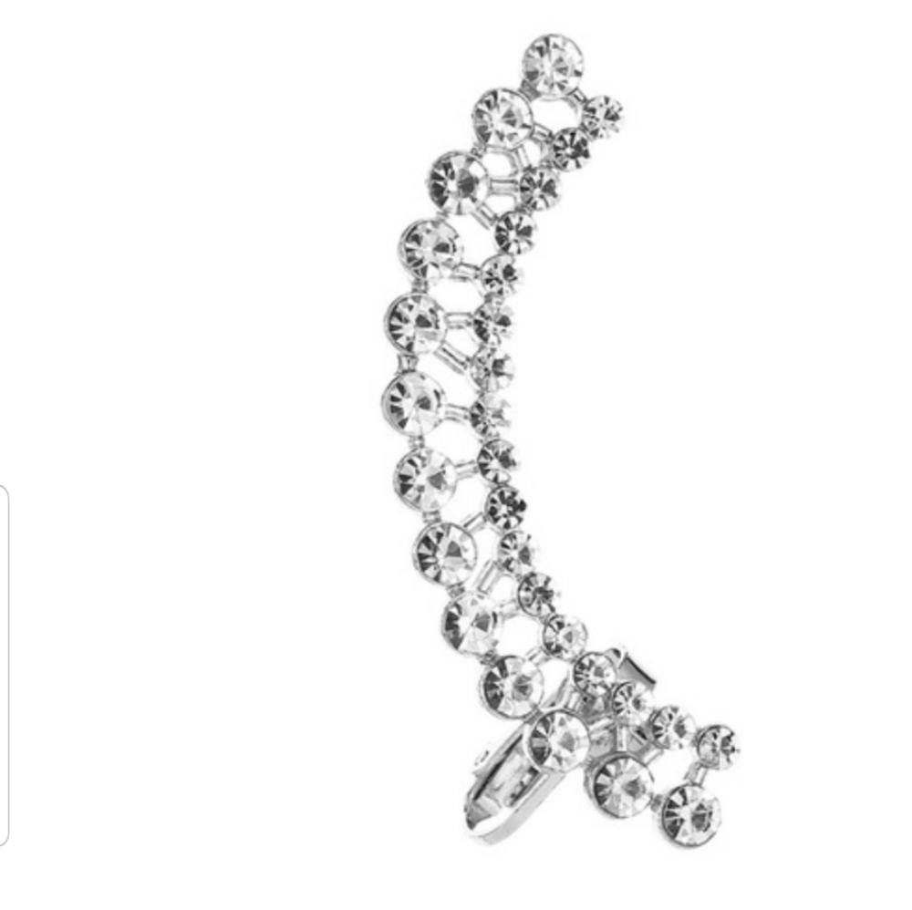 Gorgeous SILVER x1 ear climber